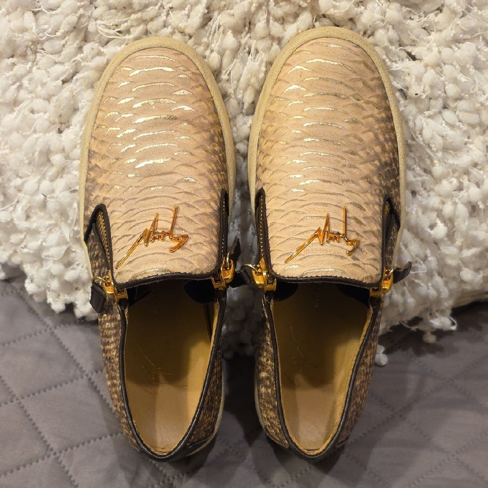 Giuseppe Zanotti Design  Brown and Cream Snakeskin Textured Sneakers - Picture 15 of 16